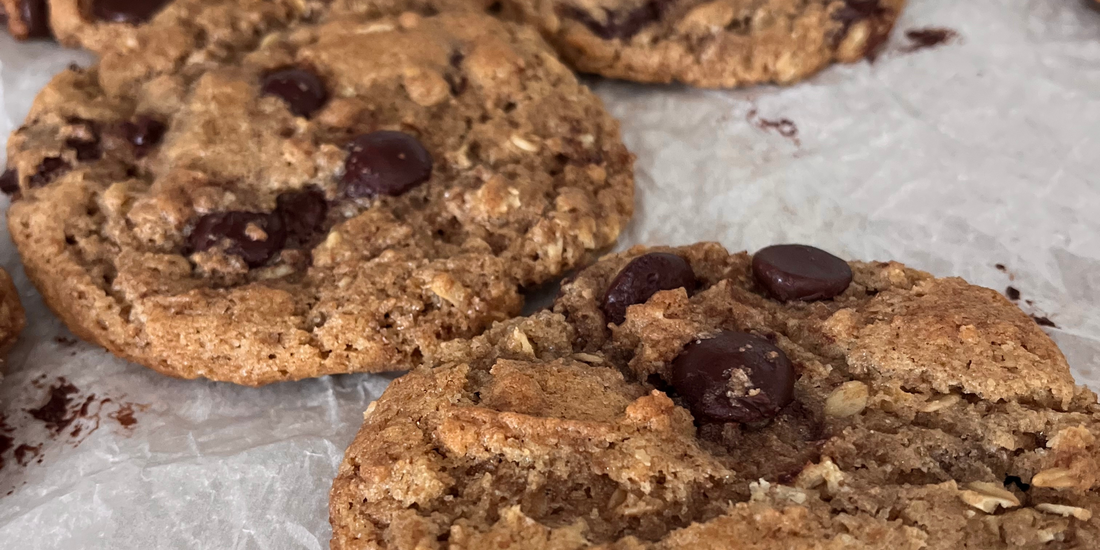 Chocolate Chip Oatmeal Einkorn Cookies